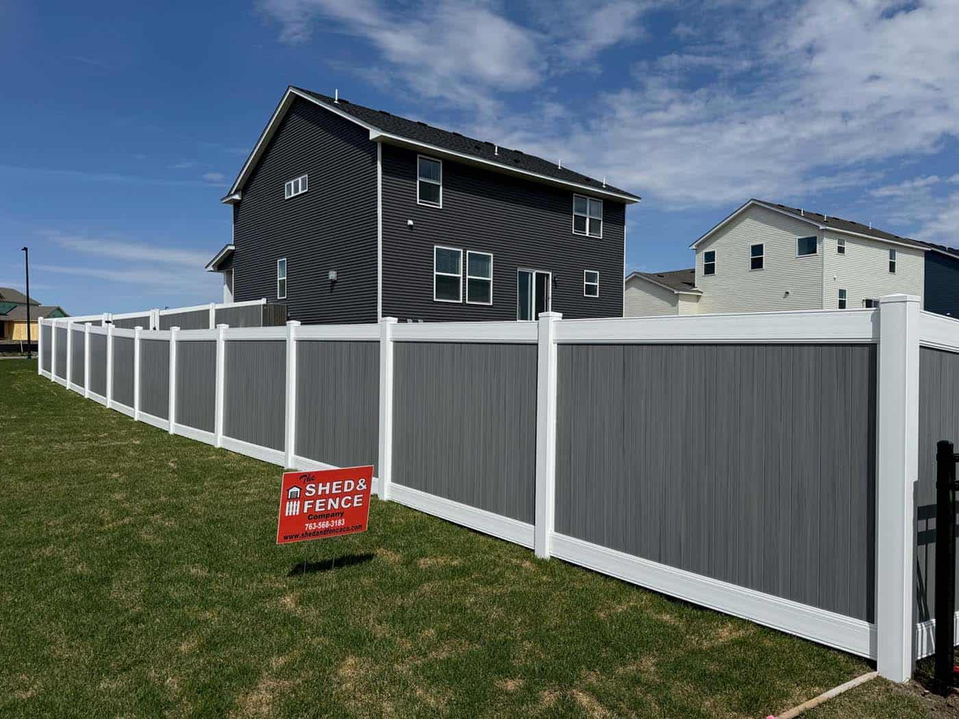 Photo of a West Metro MN vinyl fence