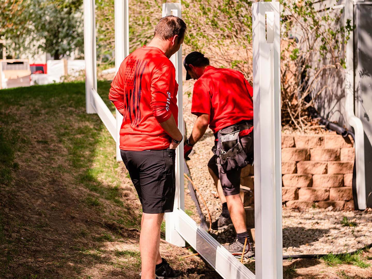 Shed & Fence Company installing fences in minneapolis minnesota