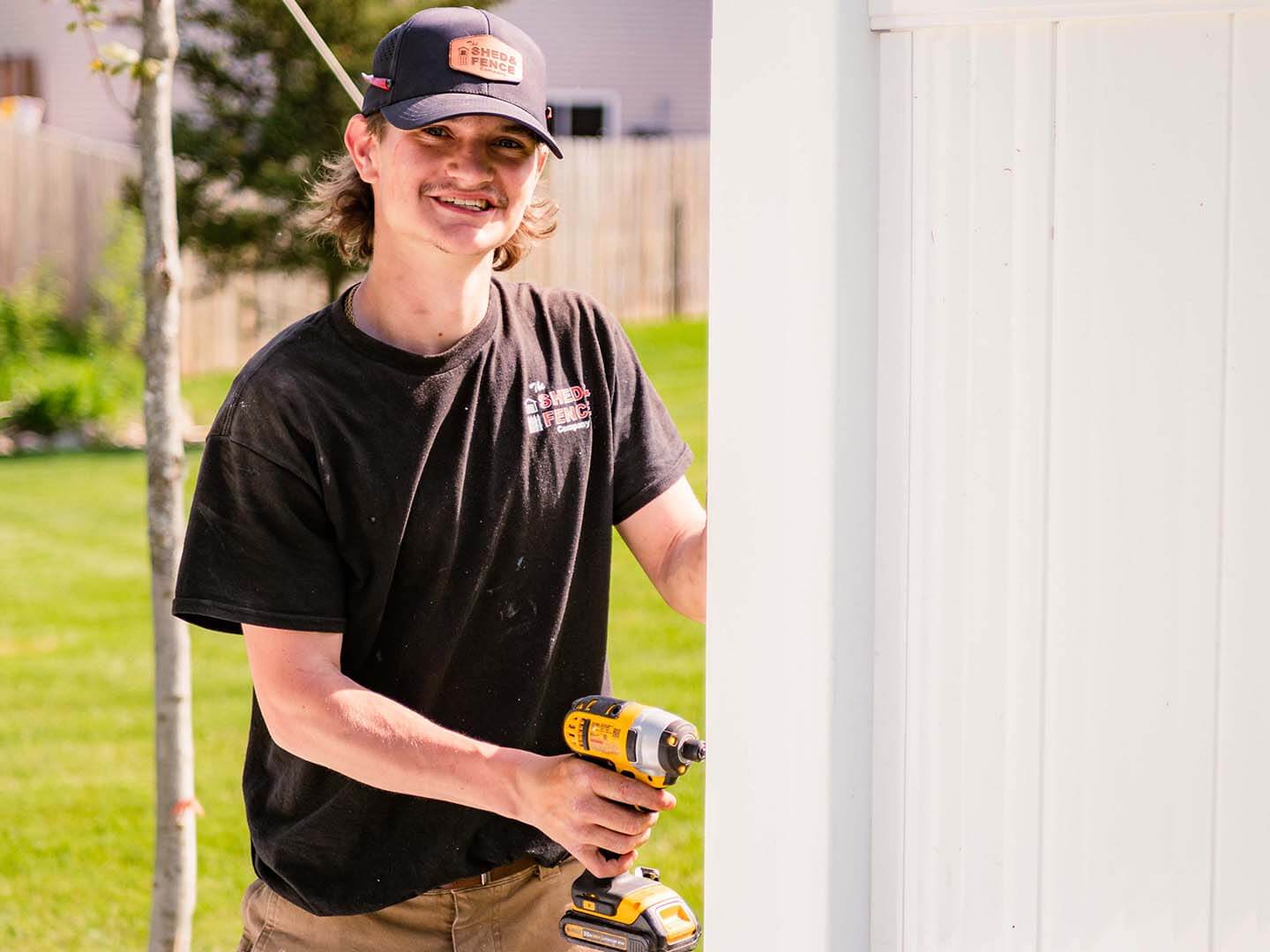 Shed & Fence Company installing fences in minneapolis minnesota