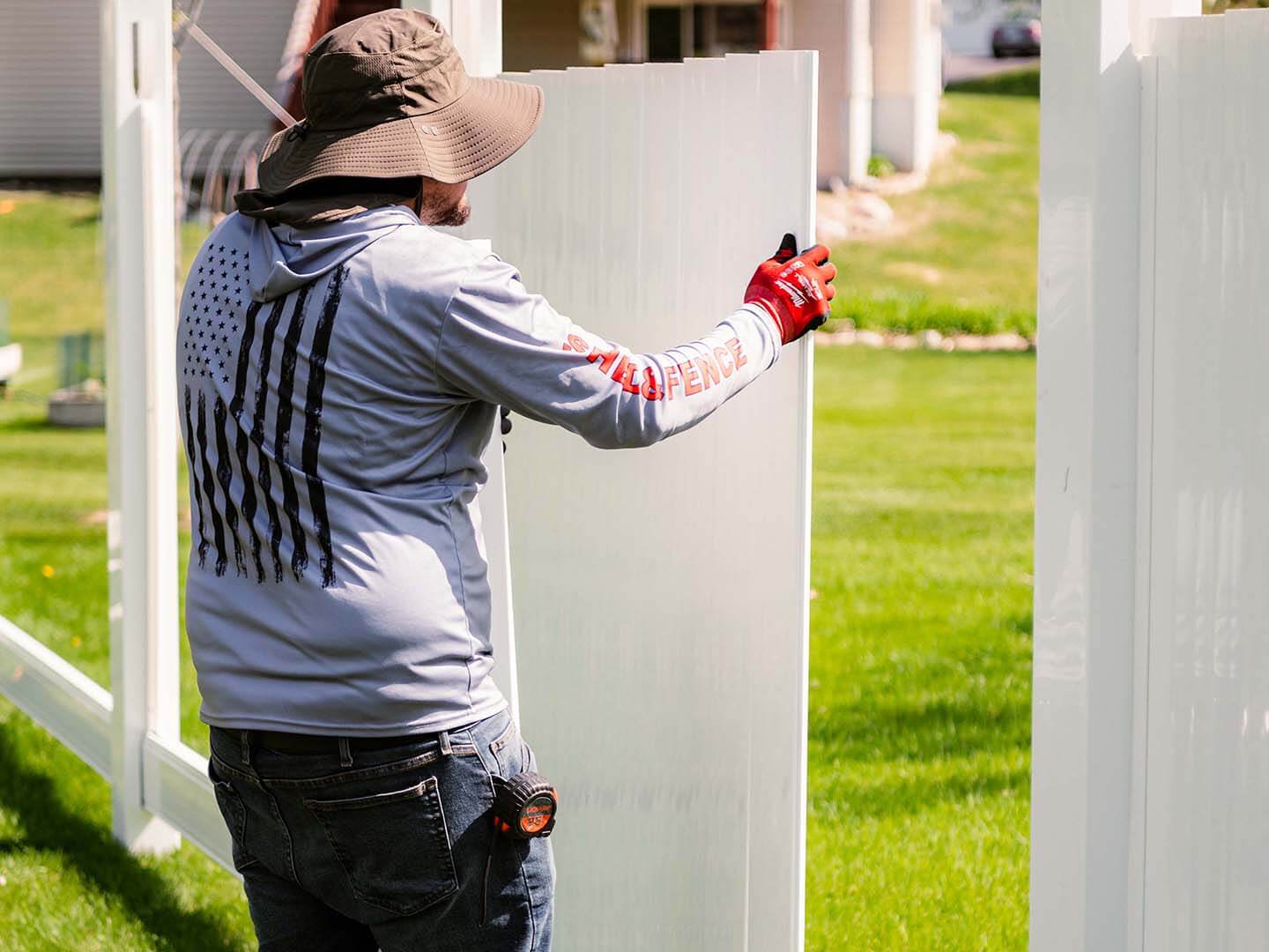 Shed & Fence Company installing fences in minneapolis minnesota