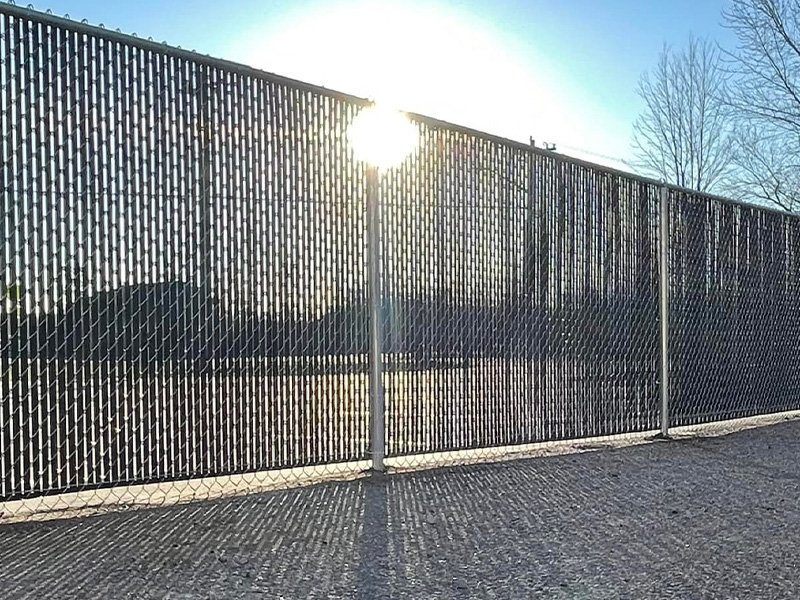 Chaska Minnesota chain link privacy fencing