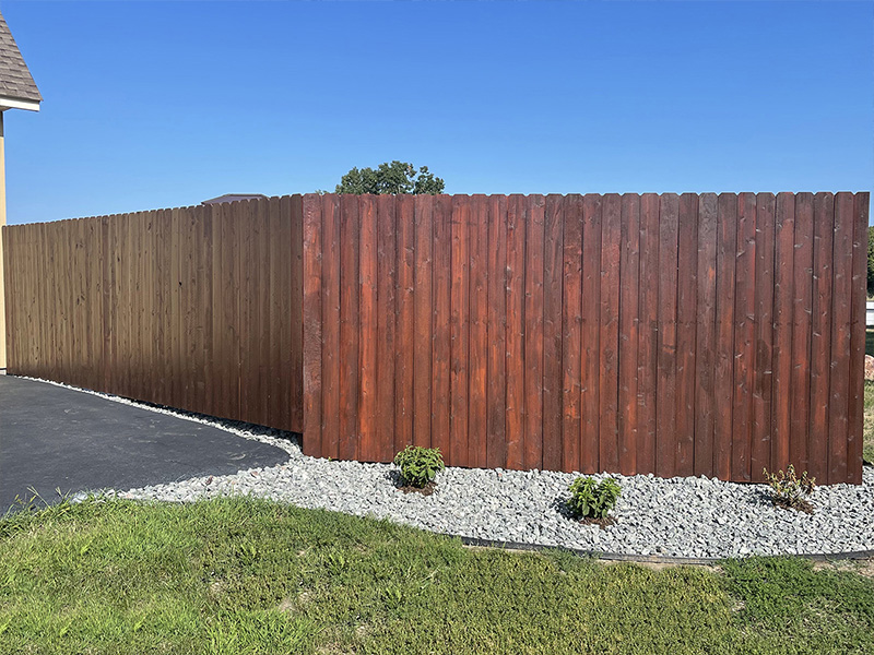 Mound MN stockade style wood fence